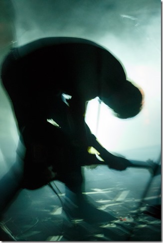A Place To Bury Strangers_08