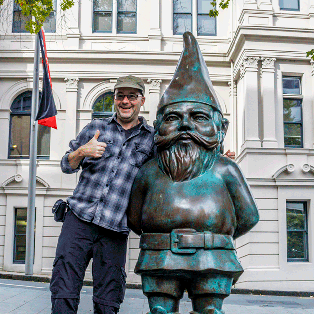 160416_IMG_6927_MeAndAGnome_small