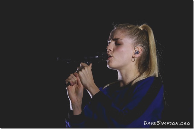170930_London Grammar live_06