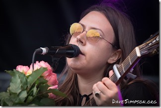 171231_Nadia Reid at Wondergarden 2017_01-3